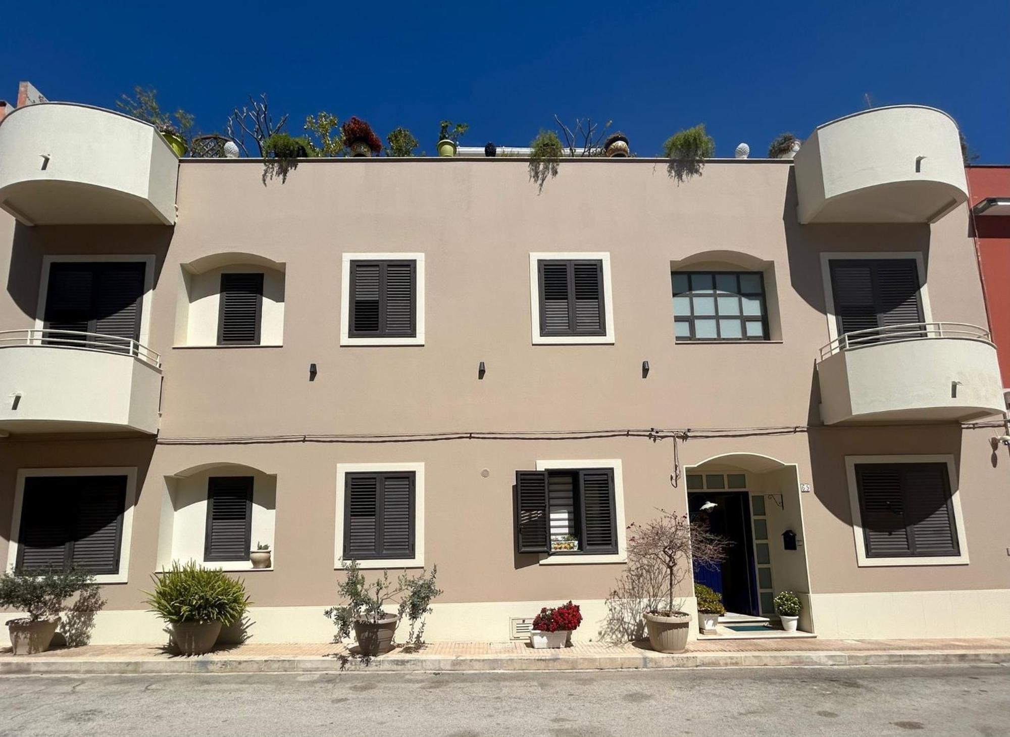 דירות אבולה "A Casa Di Lele" מראה חיצוני תמונה