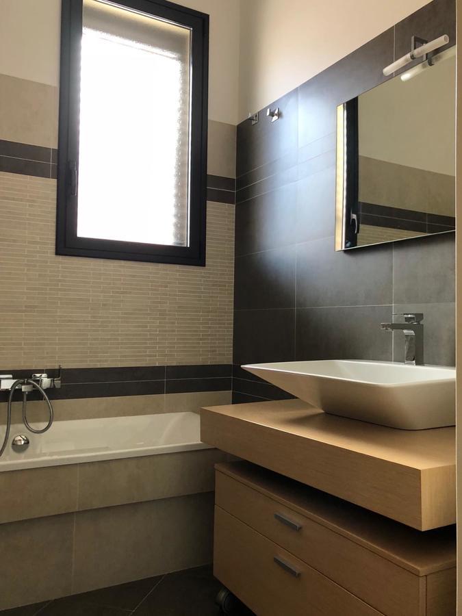 דירות אבולה "A Casa Di Lele" מראה חיצוני תמונה