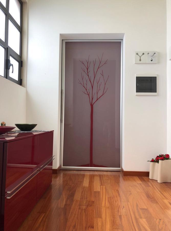 דירות אבולה "A Casa Di Lele" מראה חיצוני תמונה