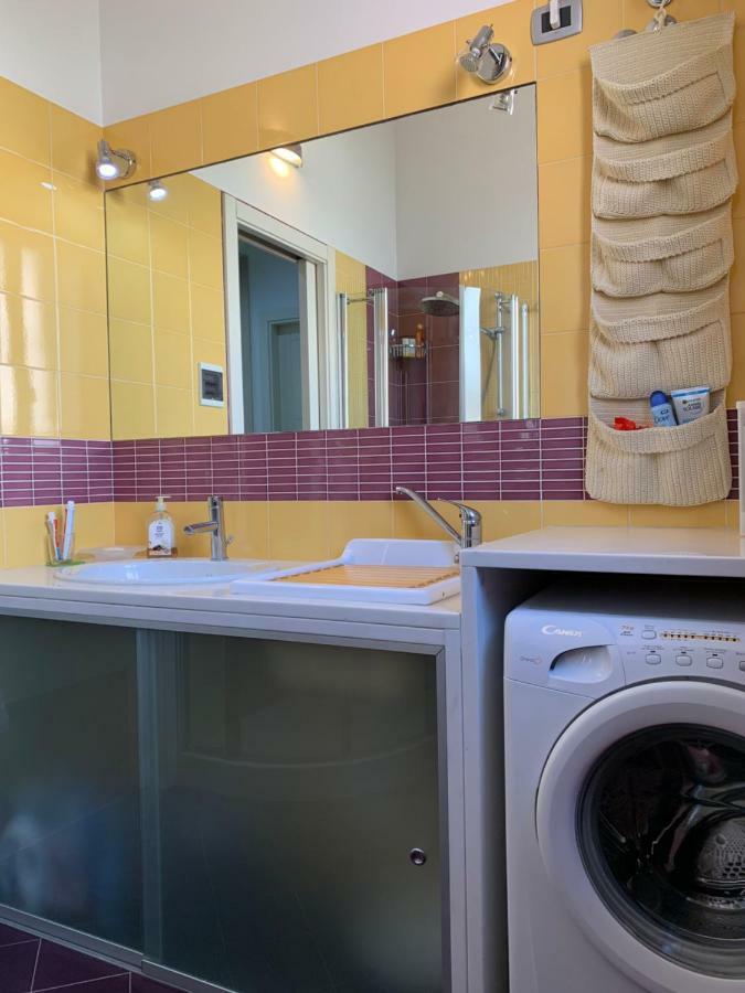 דירות אבולה "A Casa Di Lele" מראה חיצוני תמונה